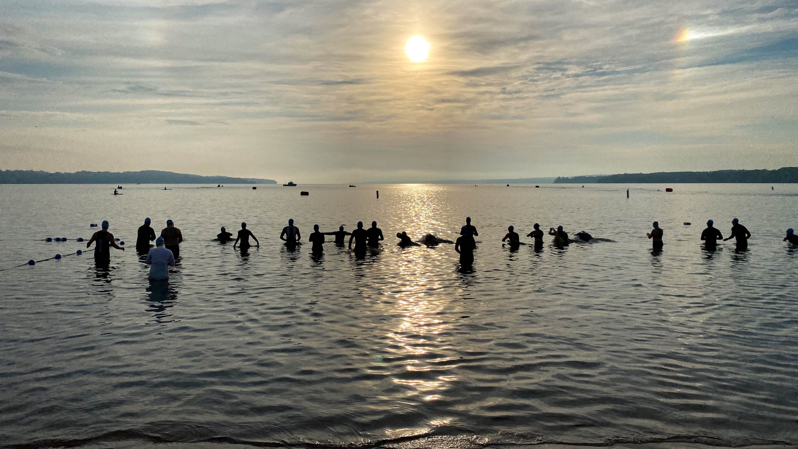 2021 Barrie Triathlon swim start